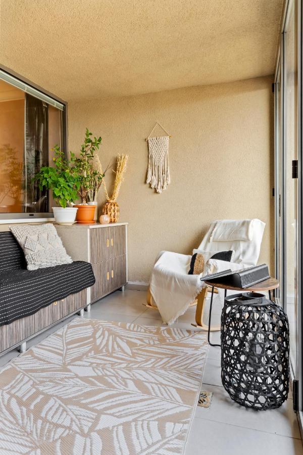 125 Sqm Family Friendly With Kids Room Bucharest Exterior photo