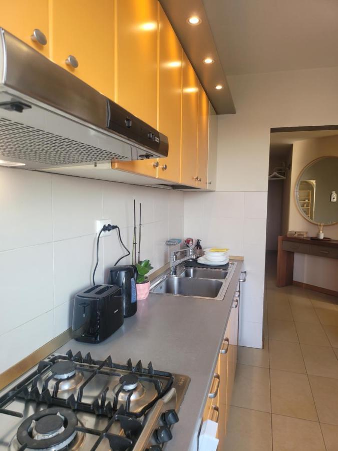 125 Sqm Family Friendly With Kids Room Bucharest Exterior photo