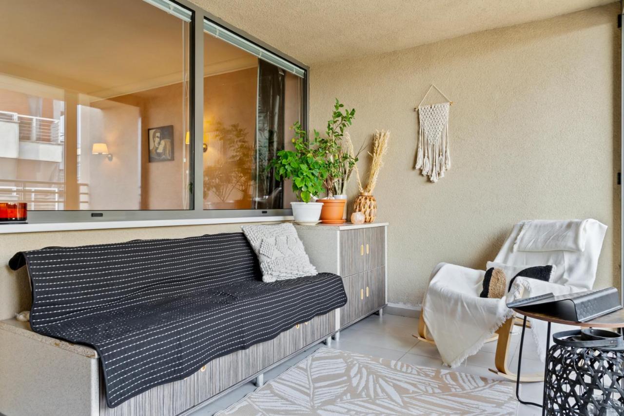 125 Sqm Family Friendly With Kids Room Bucharest Exterior photo